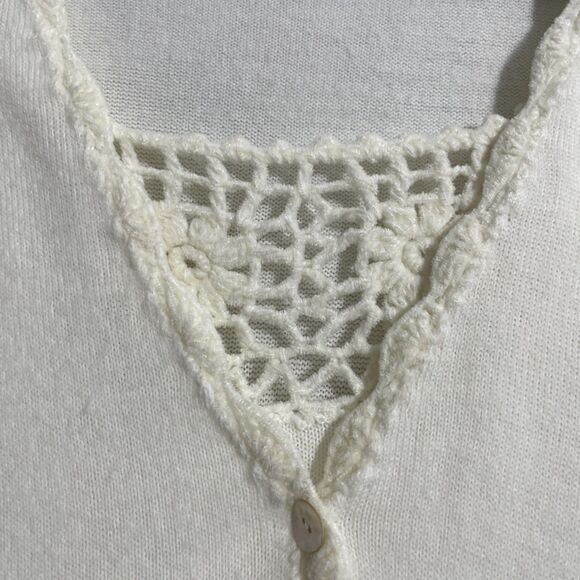 Teddi Knit Cardigan – Embroidered Floral Cream Sweater, Size Large, Soft Cottage - Picture 10 of 15